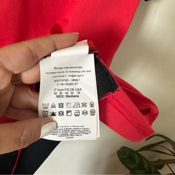 NWT Versace Jeans Graphic T Shirt Size M - Picture 3 of 8